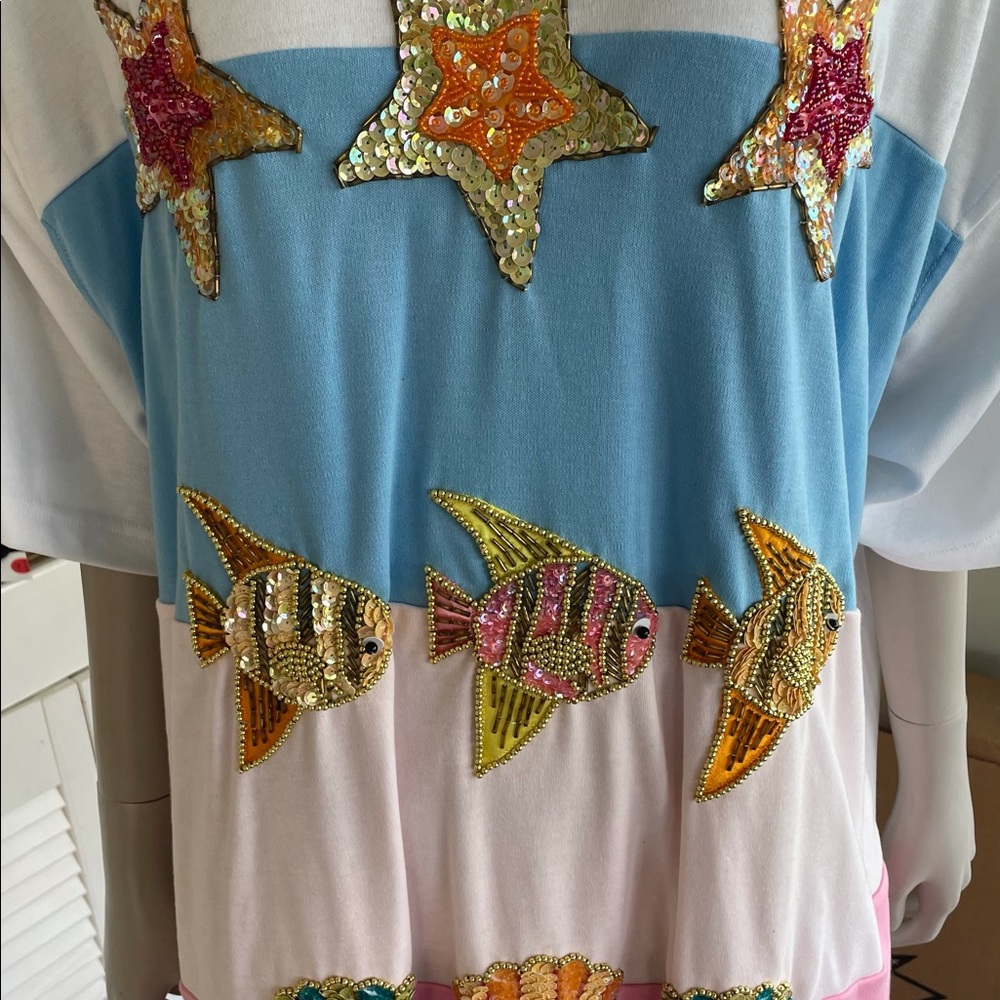 Victoria Woman Embroidered Summer Fun Top 3x NWT - Picture 2 of 13